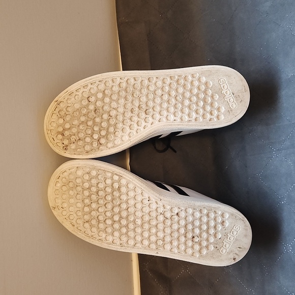 Adidas Grand Court Classic White and Black Shoes Size 2Y - Picture 7 of 7